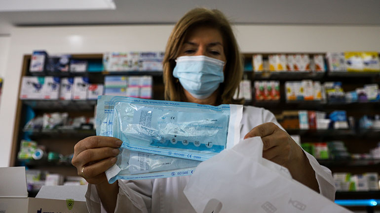 Με self-test τη Δευτέρα μαθητές και εκπαιδευτικοί σε όσα σχολεία ήταν κλειστά